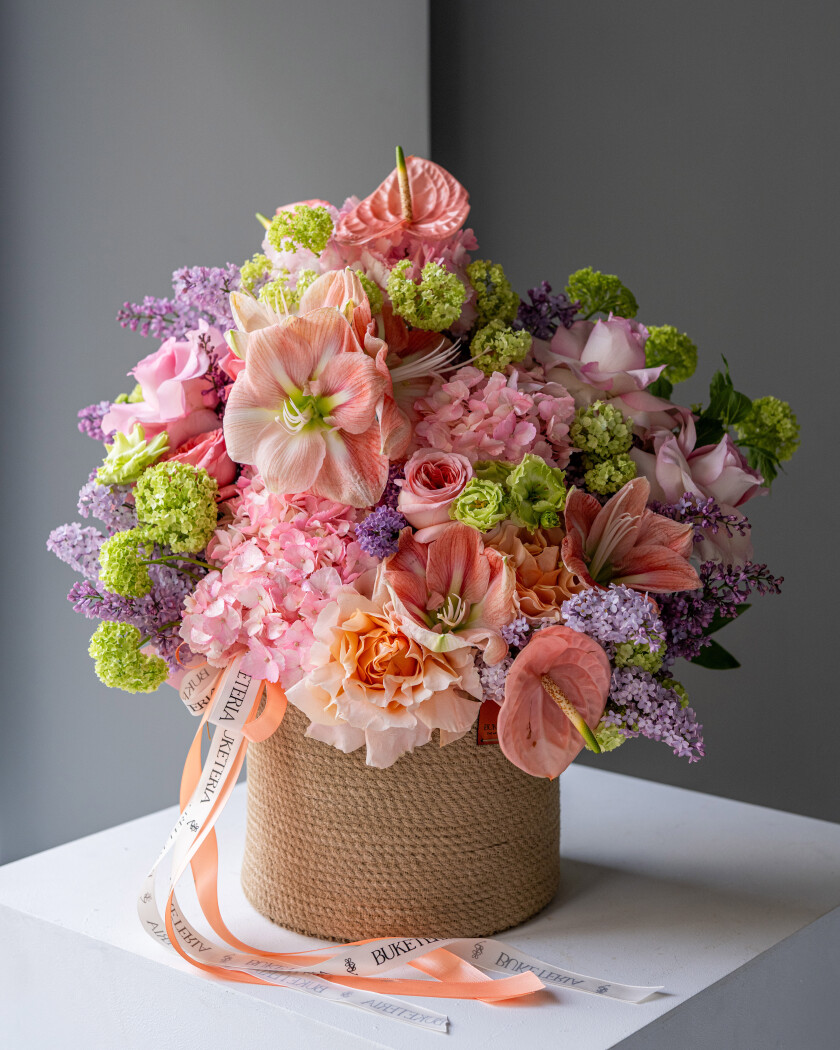 Six green viburnum and pink garden roses
