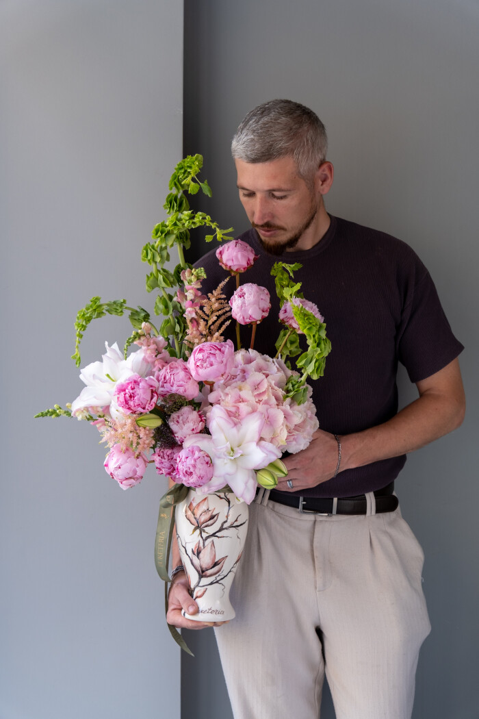 Ten pink peonies with hydrangea and light pink snapdragons