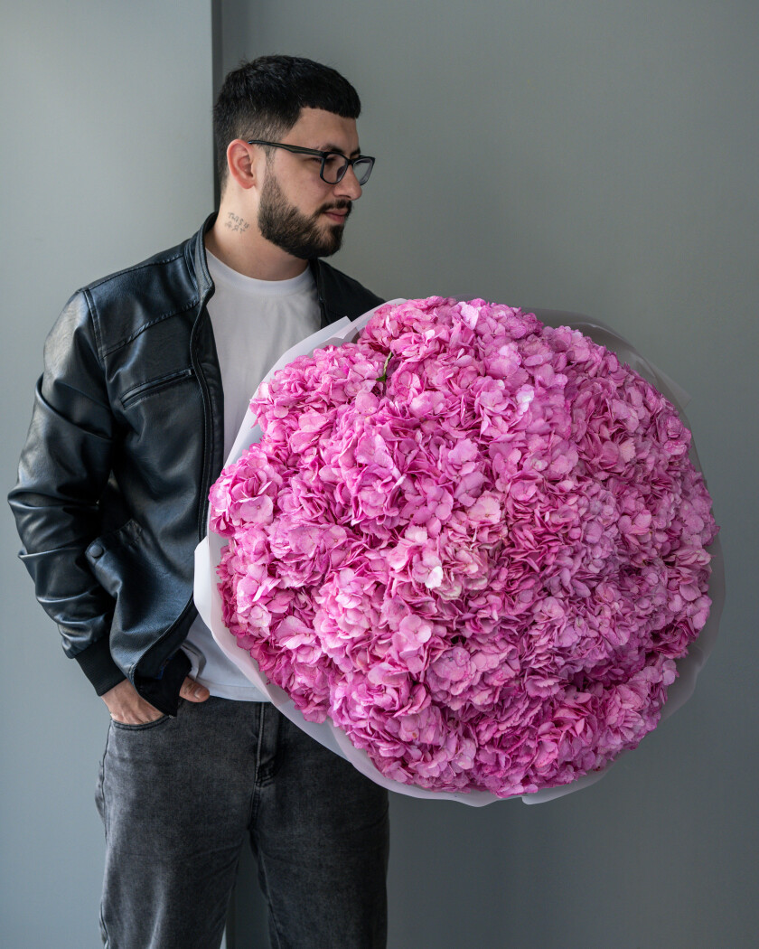Pink hydrangea mono bouquet