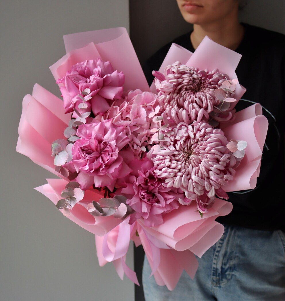 Pink hydrangea with blush garden roses and dusty pink chrysanthemums
