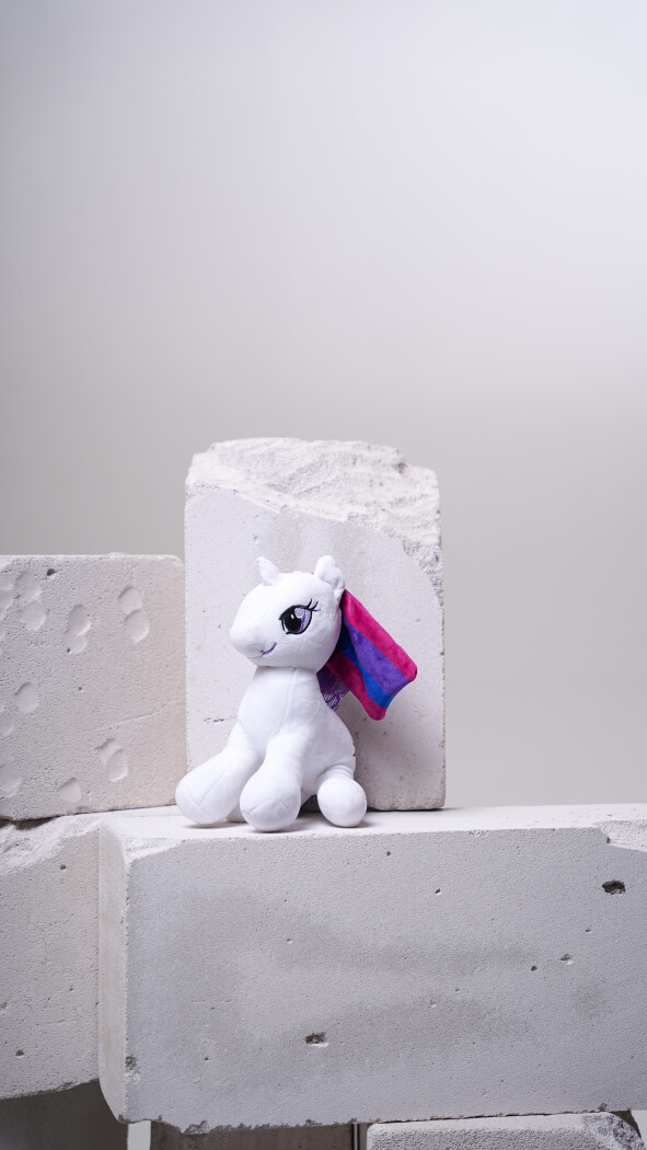 Белый пони (25см)