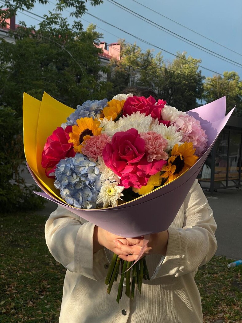 Витринный букет №8374