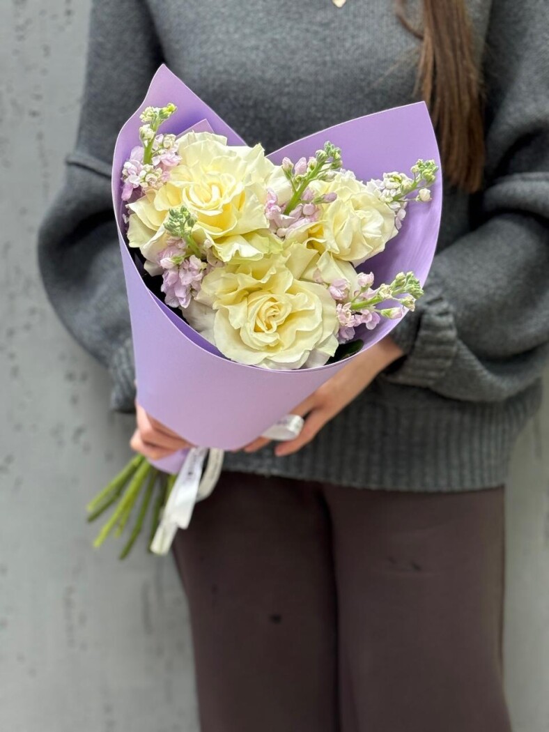 Витринный букет №352