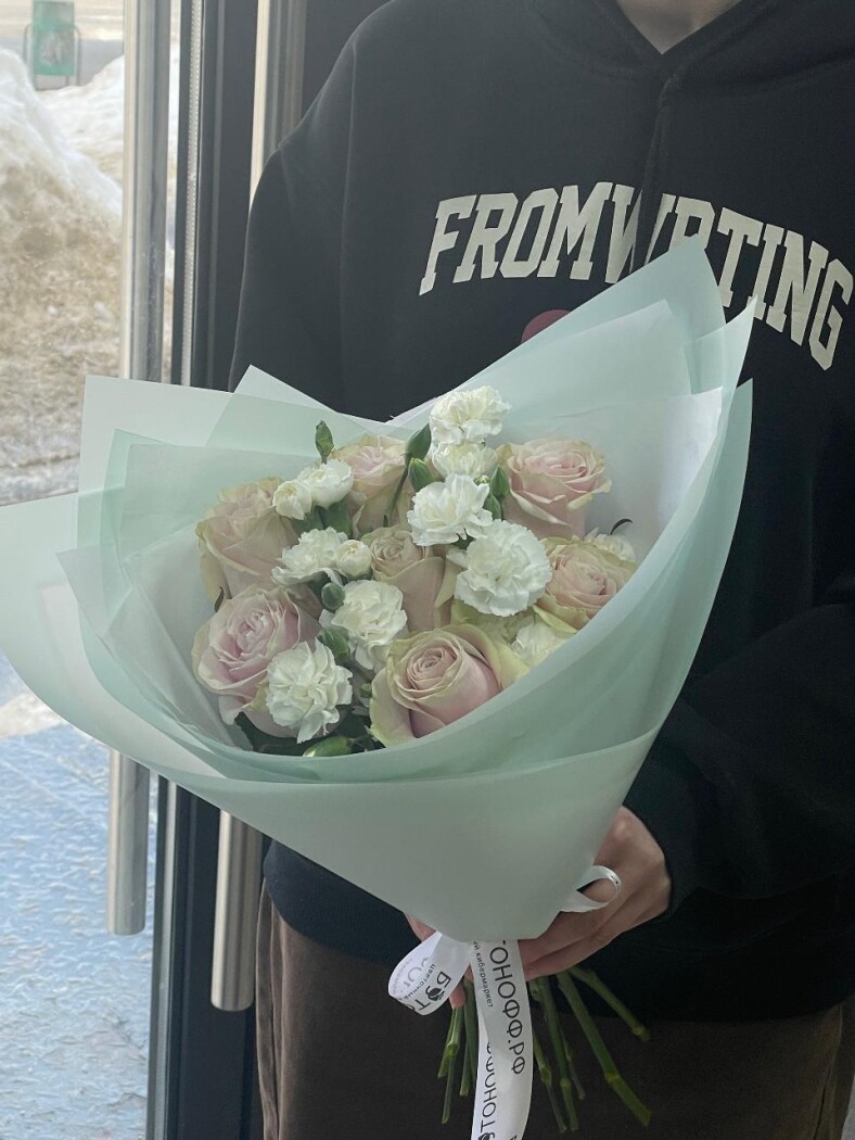 Витринный букет №743