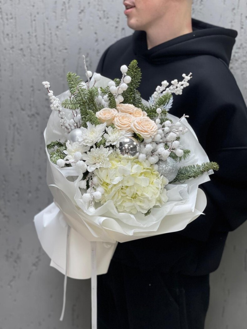 Витринный букет №5000