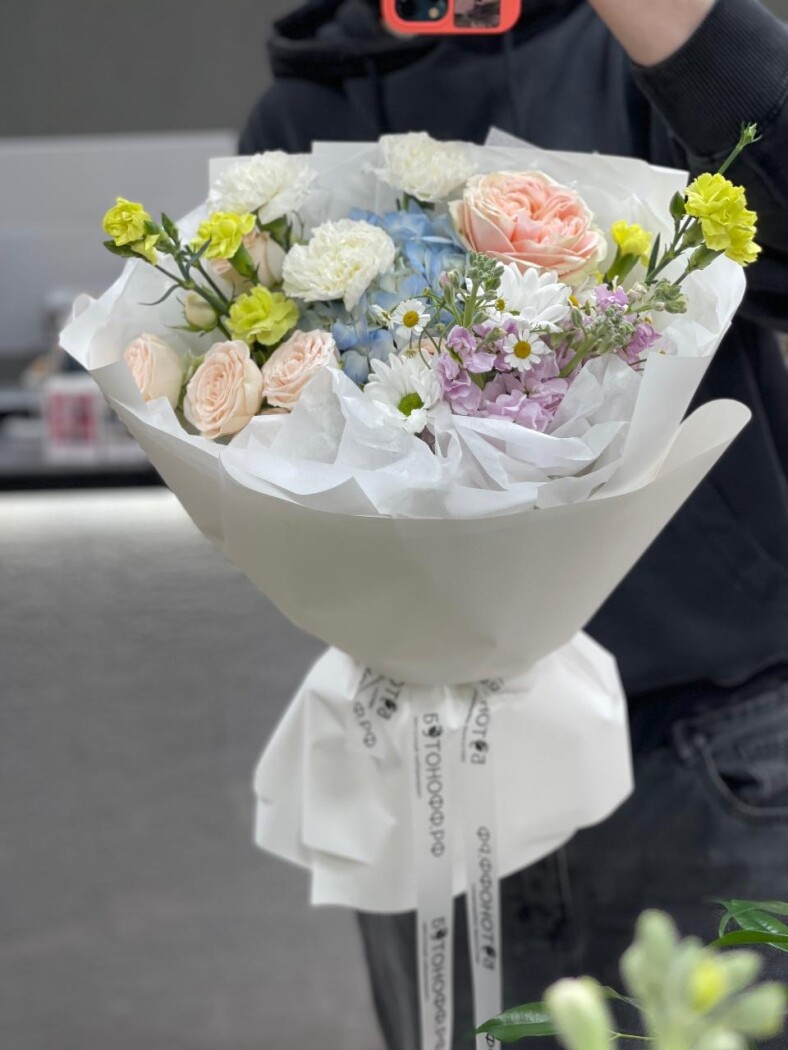 Витринный букет №900