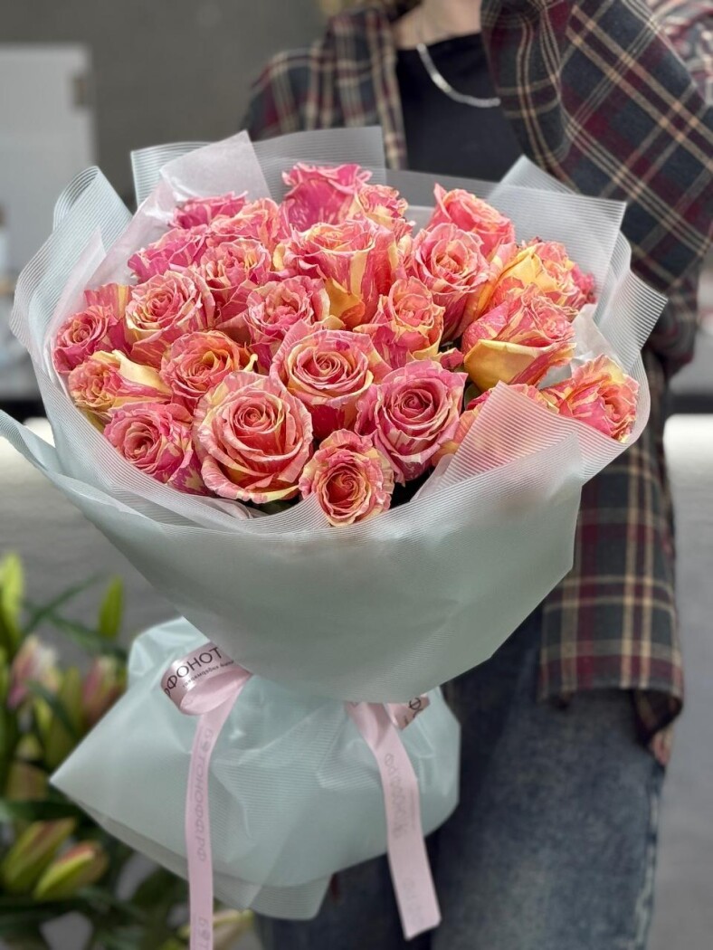 25 роз микс в оформлении №391 (tovar_391)