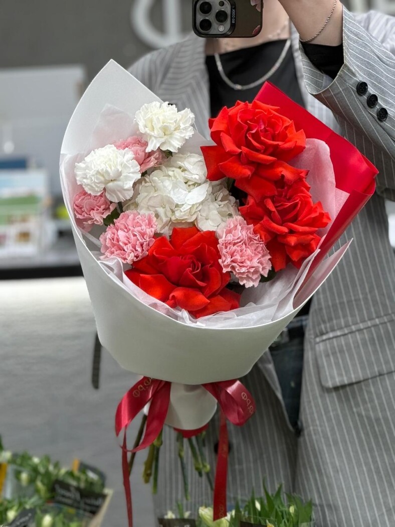 Витринный букет №7669