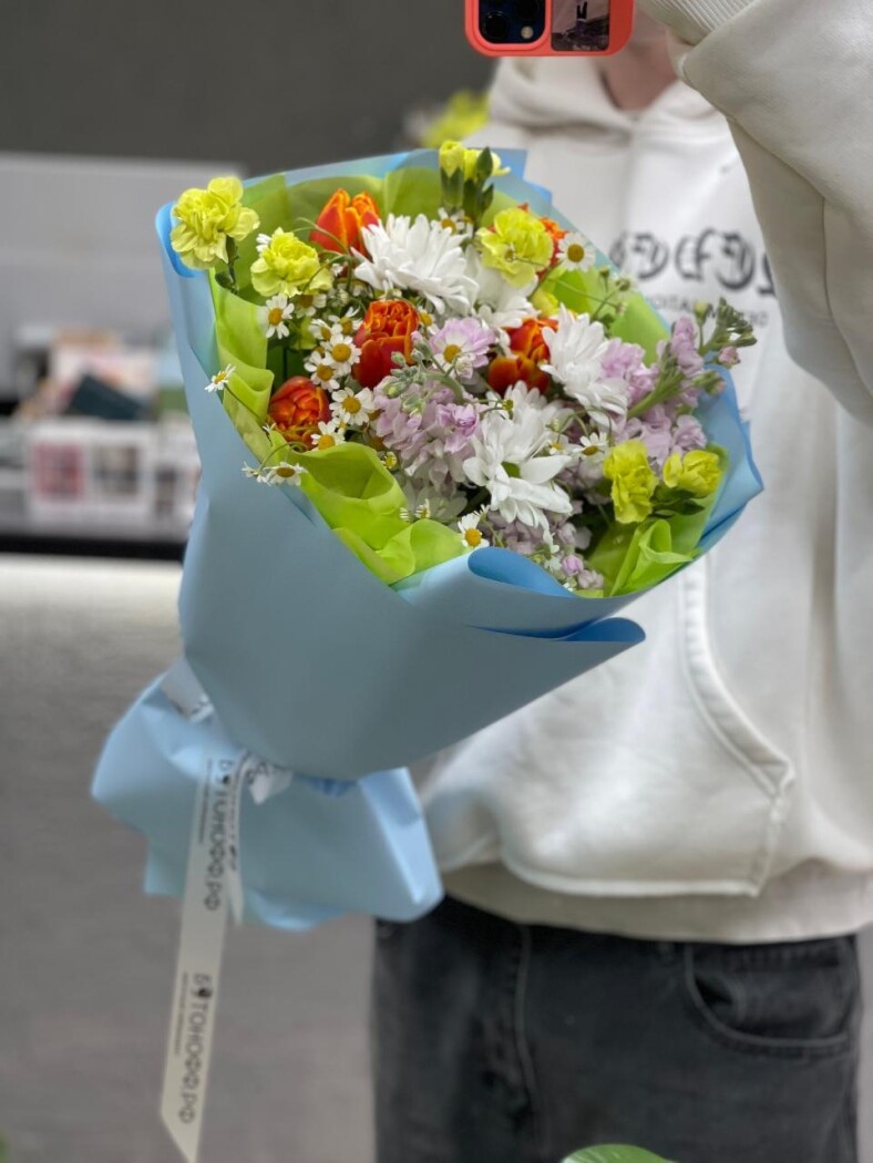 Витринный букет №90