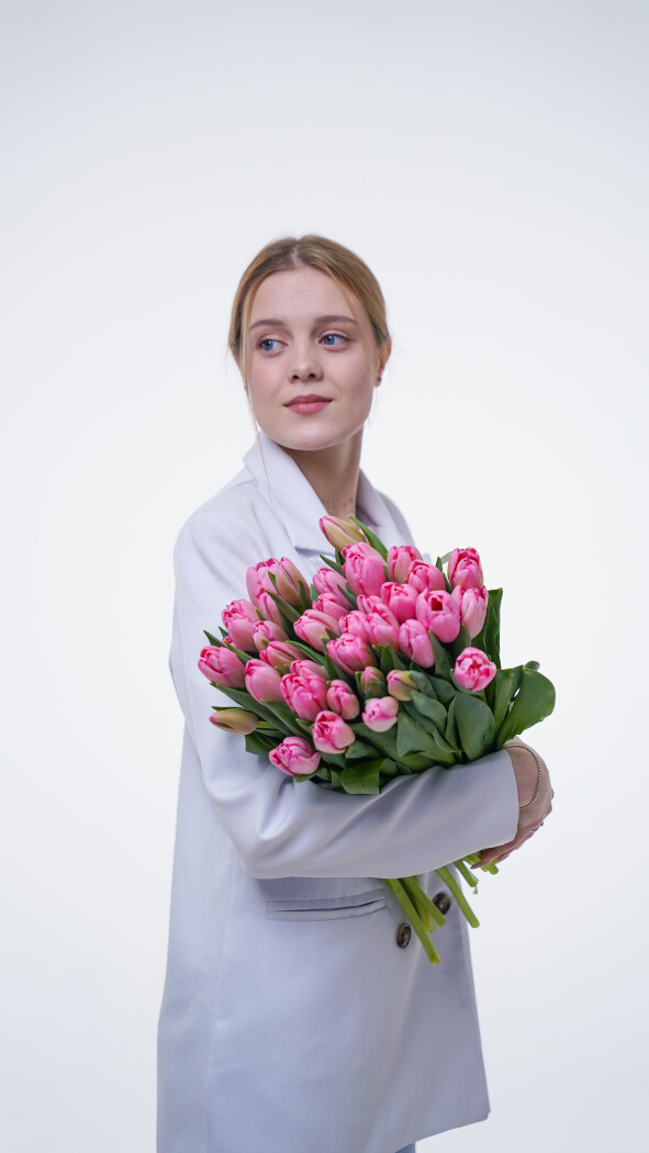 Охапка розовых тюльпанов №387