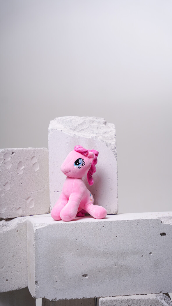 Розовый пони (25см)