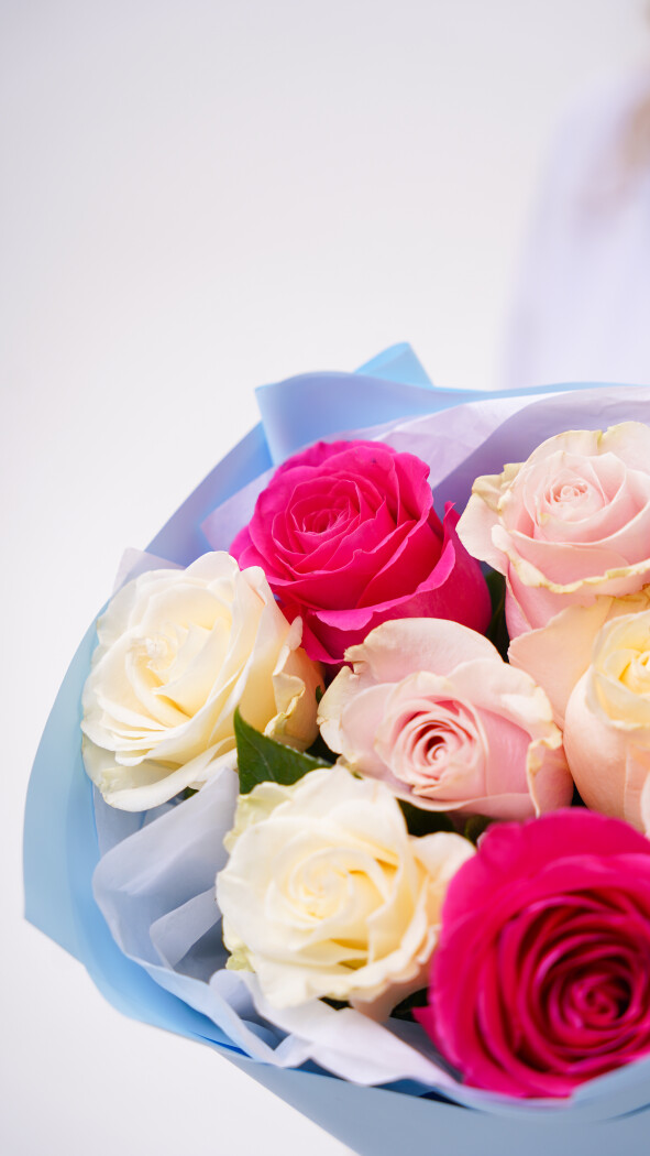 9 роз микс в оформлении №297