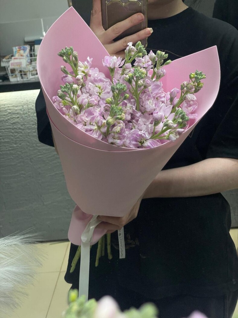 Витринный букет №954