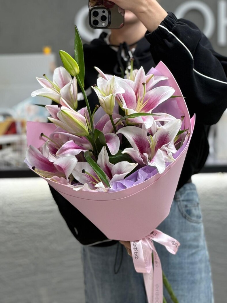 Витринный букет №9069