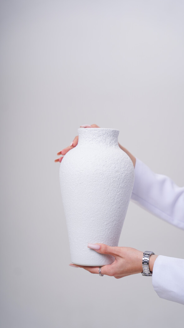 Ваза керамическая (белая)