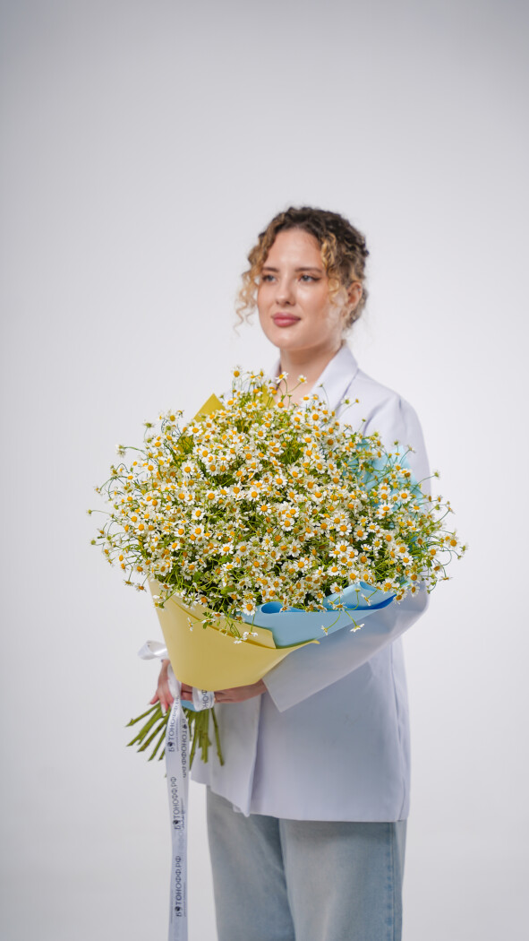 25 ромашек в оформлении №122