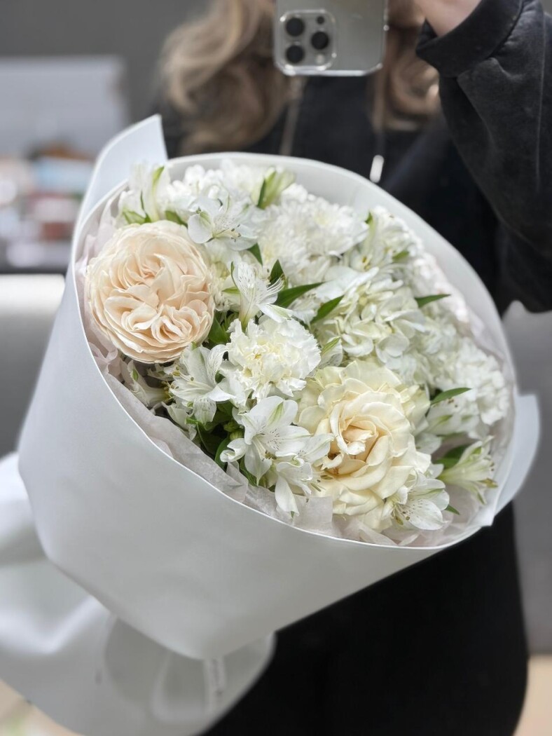 Витринный букет №555