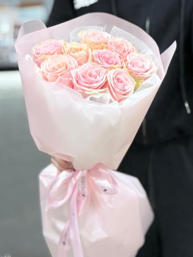 7 роз микс в оформлении №388 