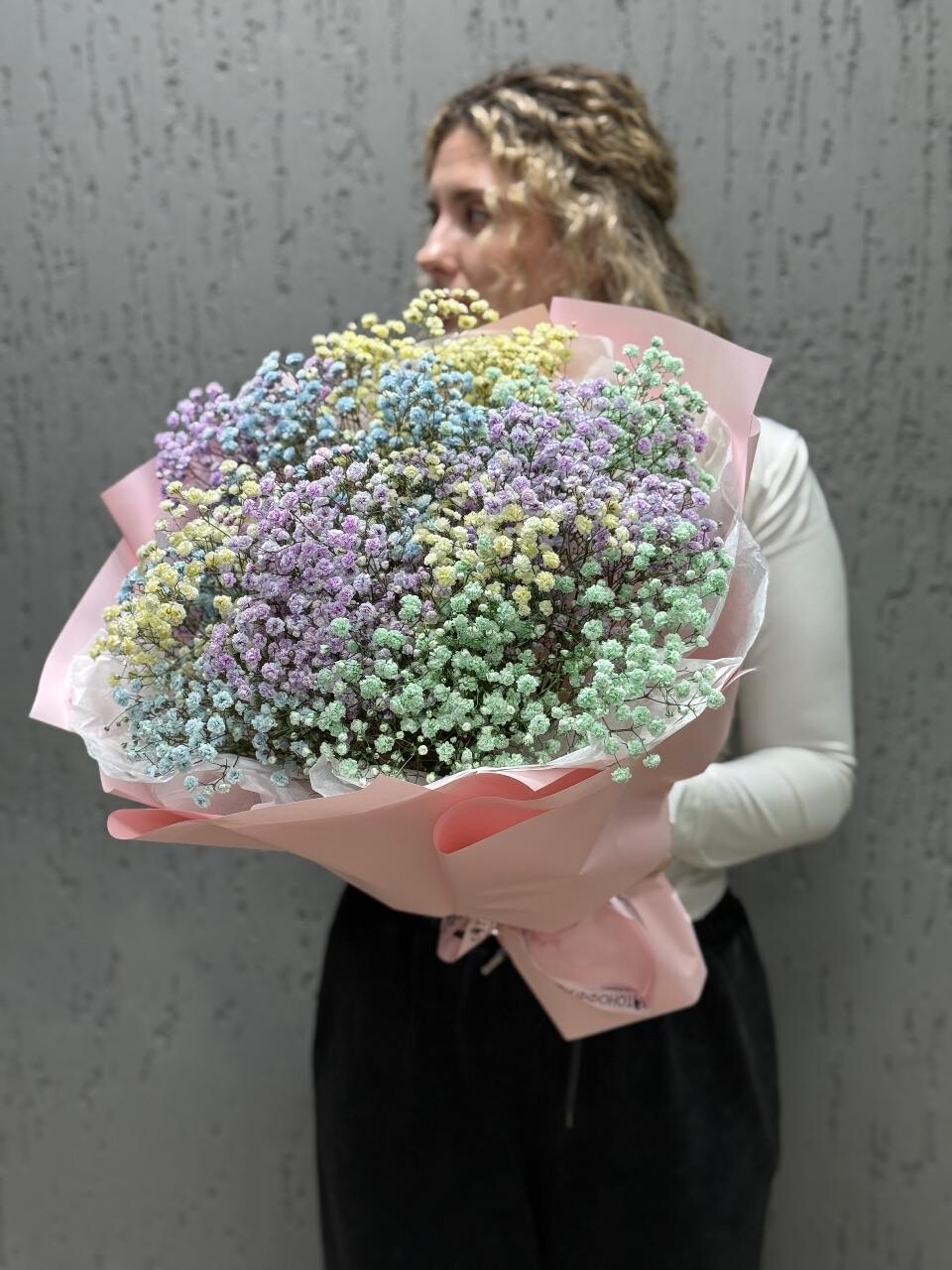 11 радужных гипсофил в оформлении №805