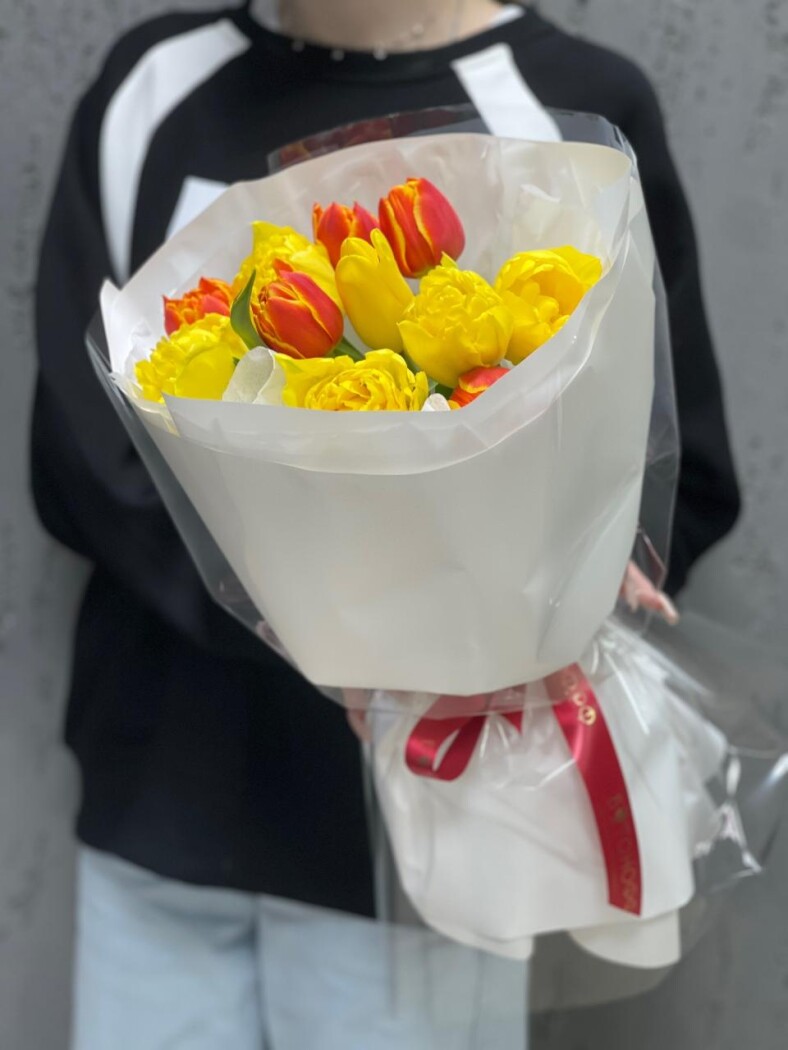 Витринный букет №443