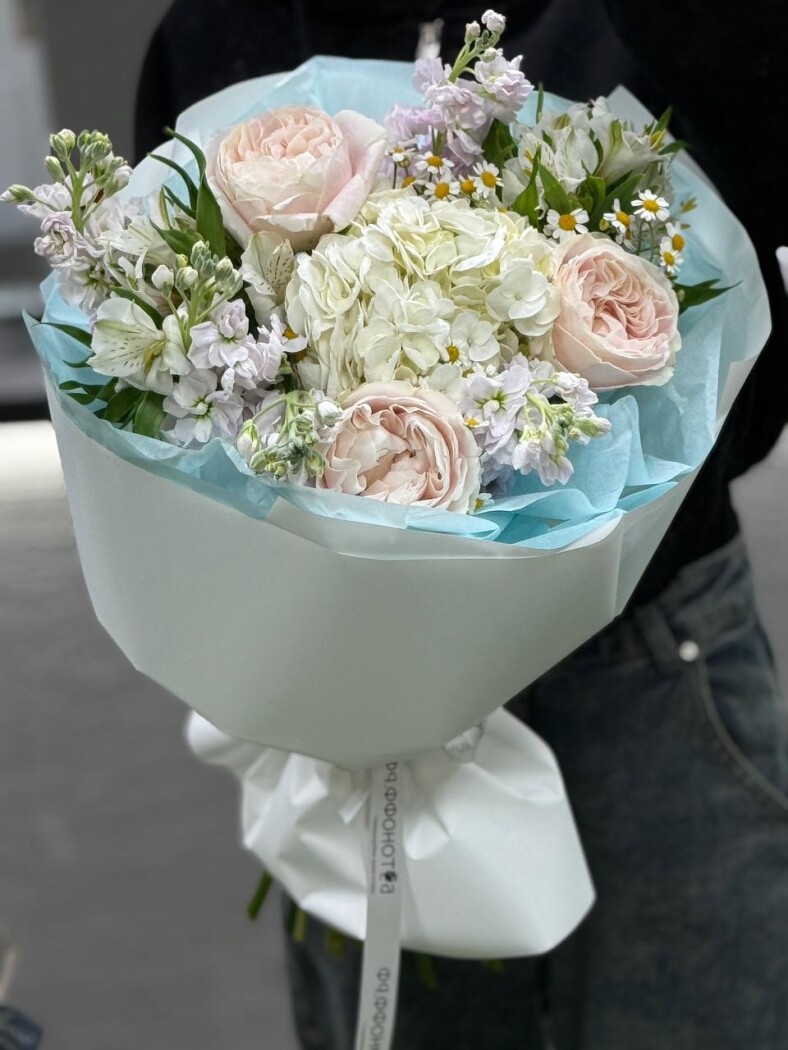 Витринный букет №71