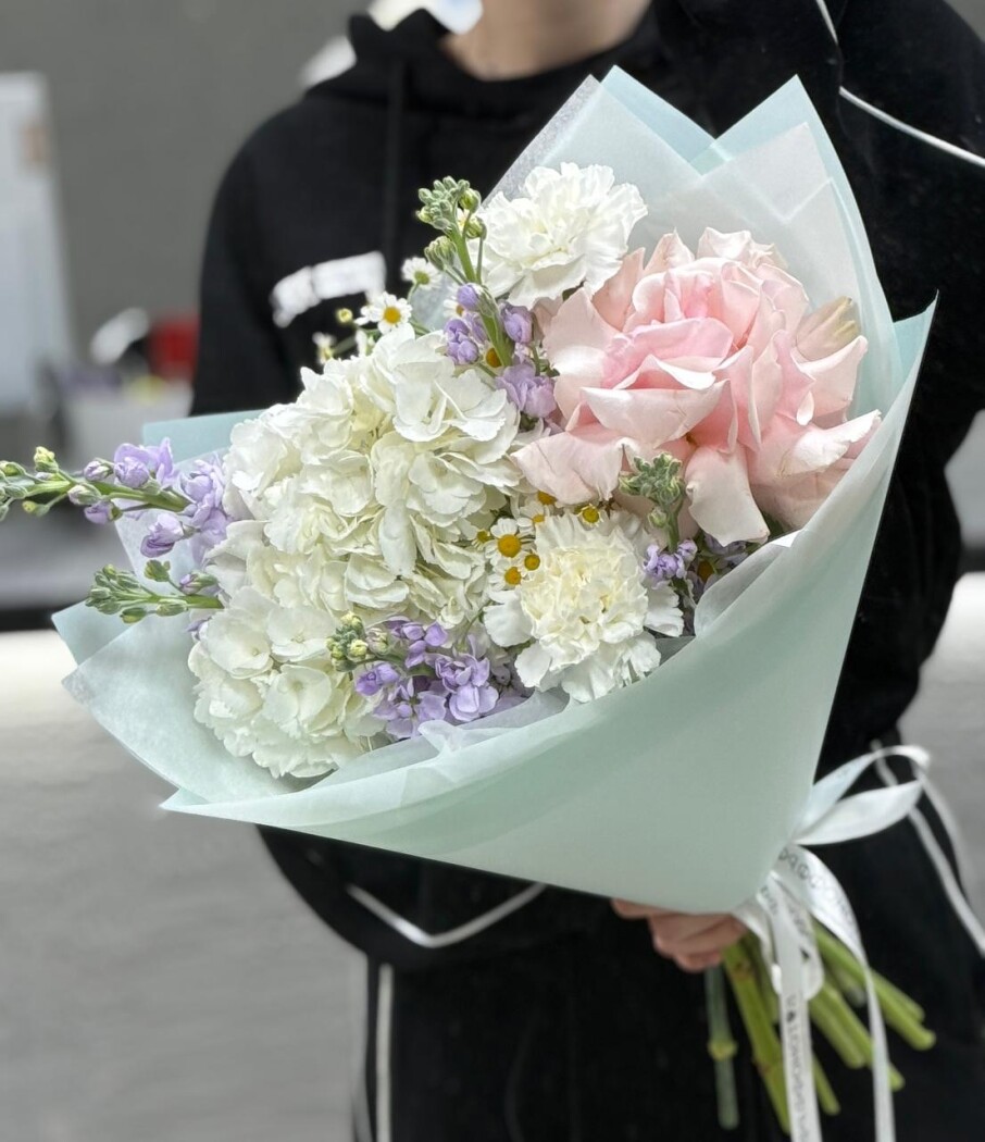 Витринный букет №76