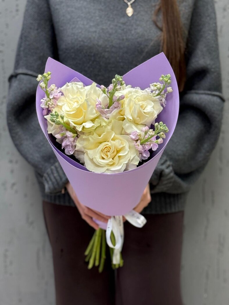 Витринный букет №352