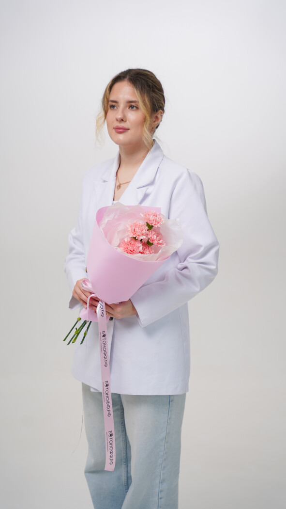 5 розовых диантусов в оформлении №106