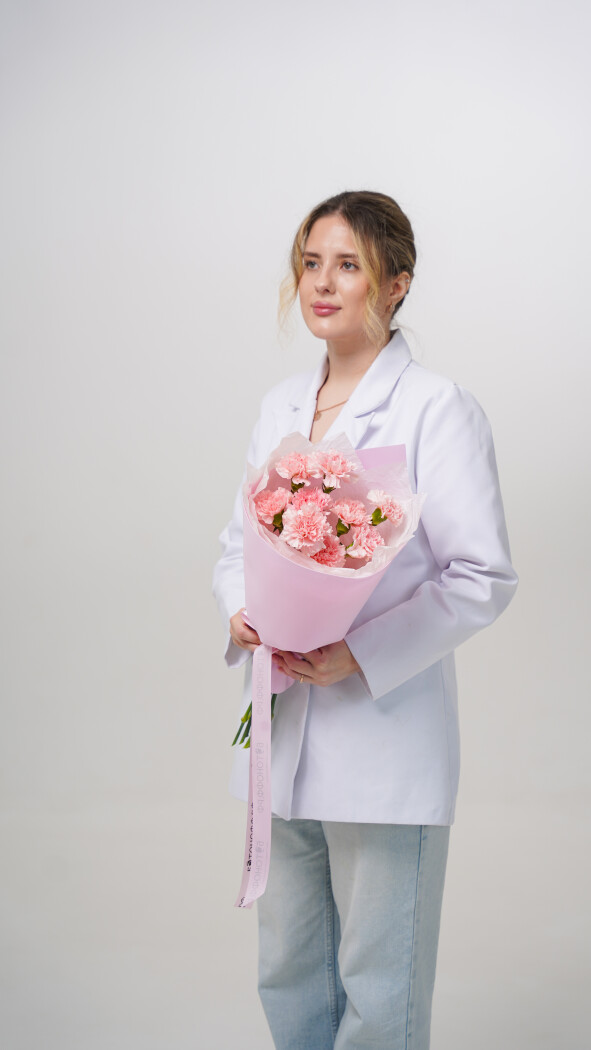 9 розовых диантусов в оформлении №107