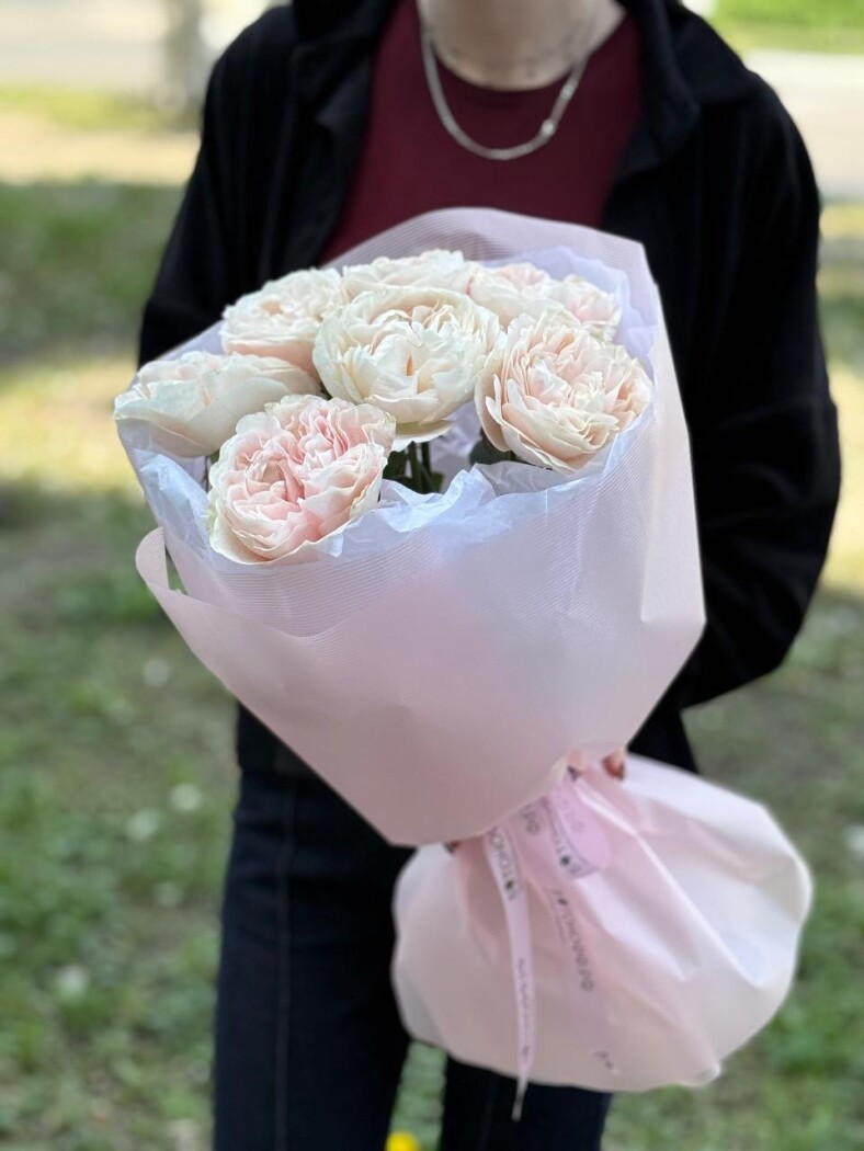 Витринный букет №9466