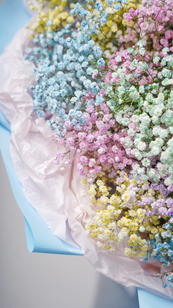 25 радужных гипсофил в оформлении №86