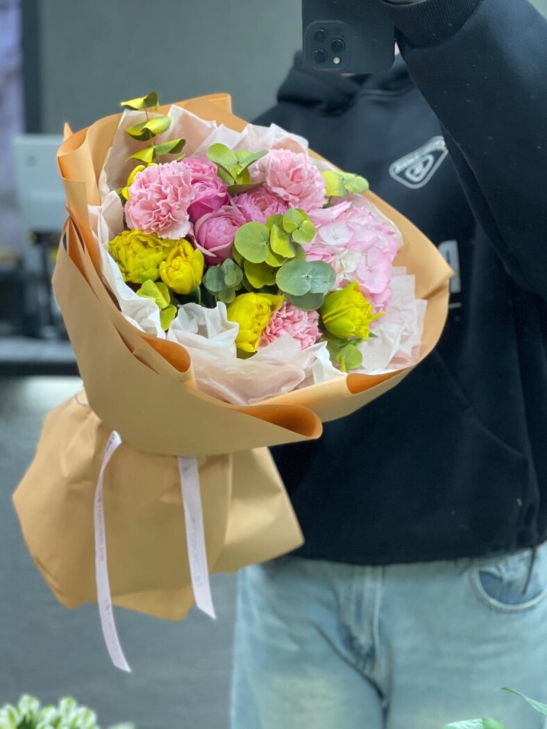 Витринный букет №50