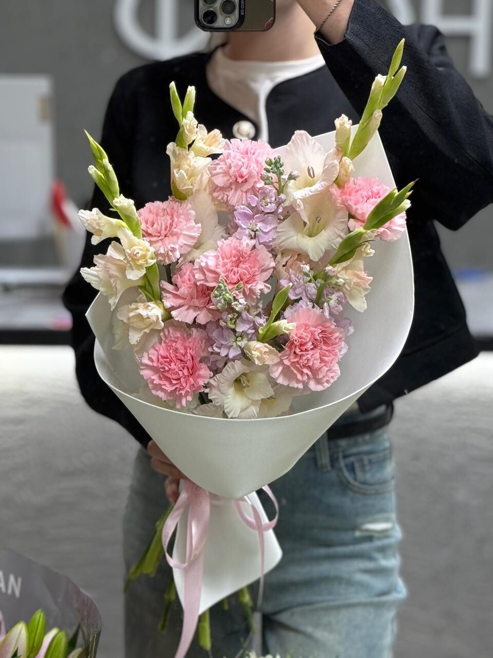 Витринный букет №8877