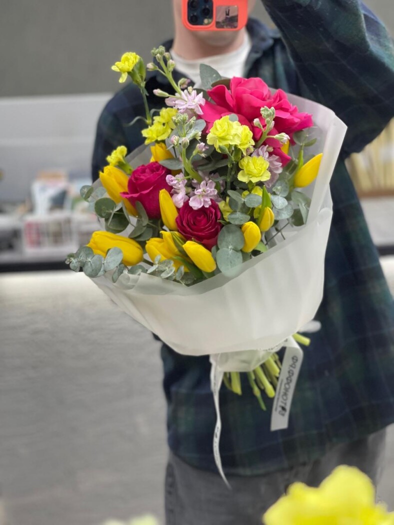 Витринный букет №011