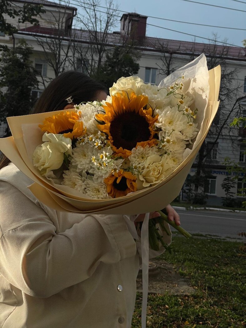 Витринный букет №8643