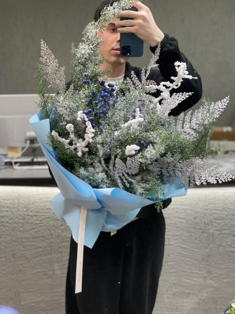 Витринный букет №567