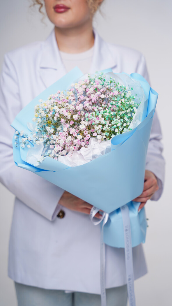 5 радужных гипсофил в оформлении №82