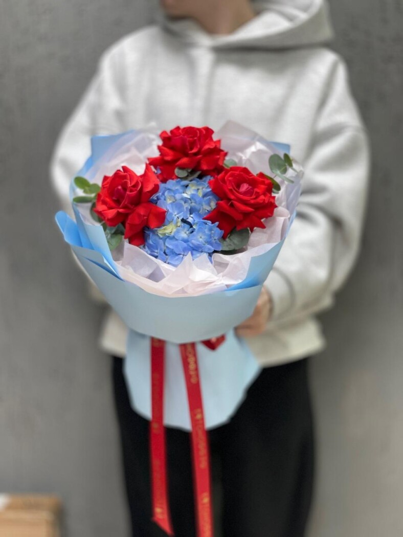 Витринный букет №411