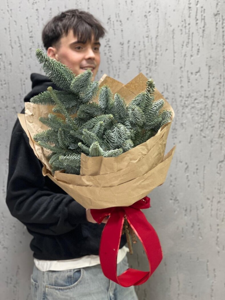 Витринный букет №678