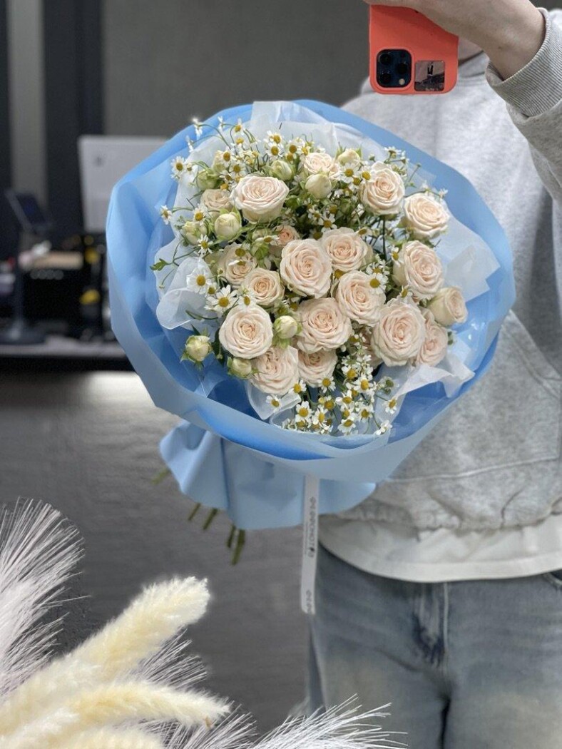 Витринный букет №74