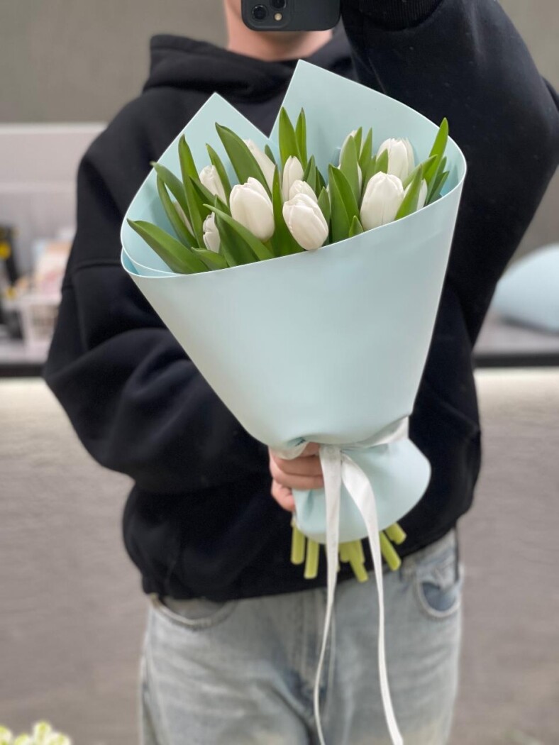 Витринный букет №077