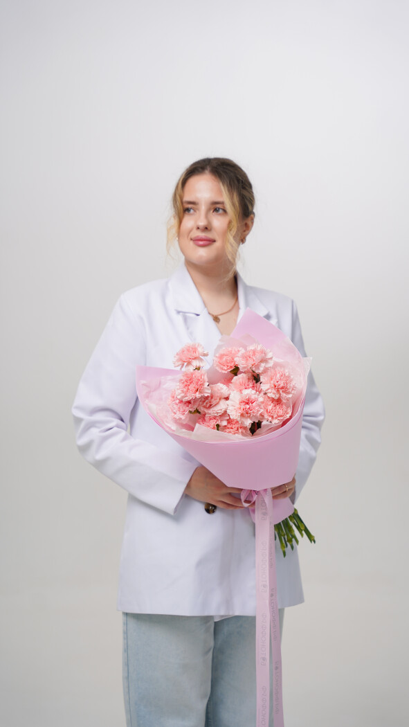 15 розовых диантусов в оформлении №109