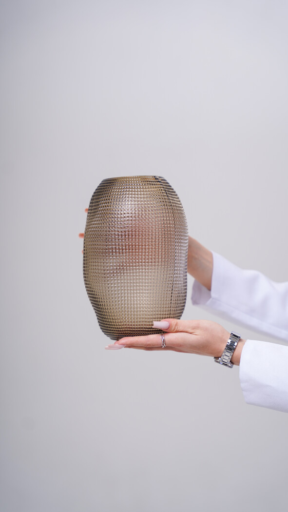 Ваза стеклянная 15*15*25 см (кофейный)