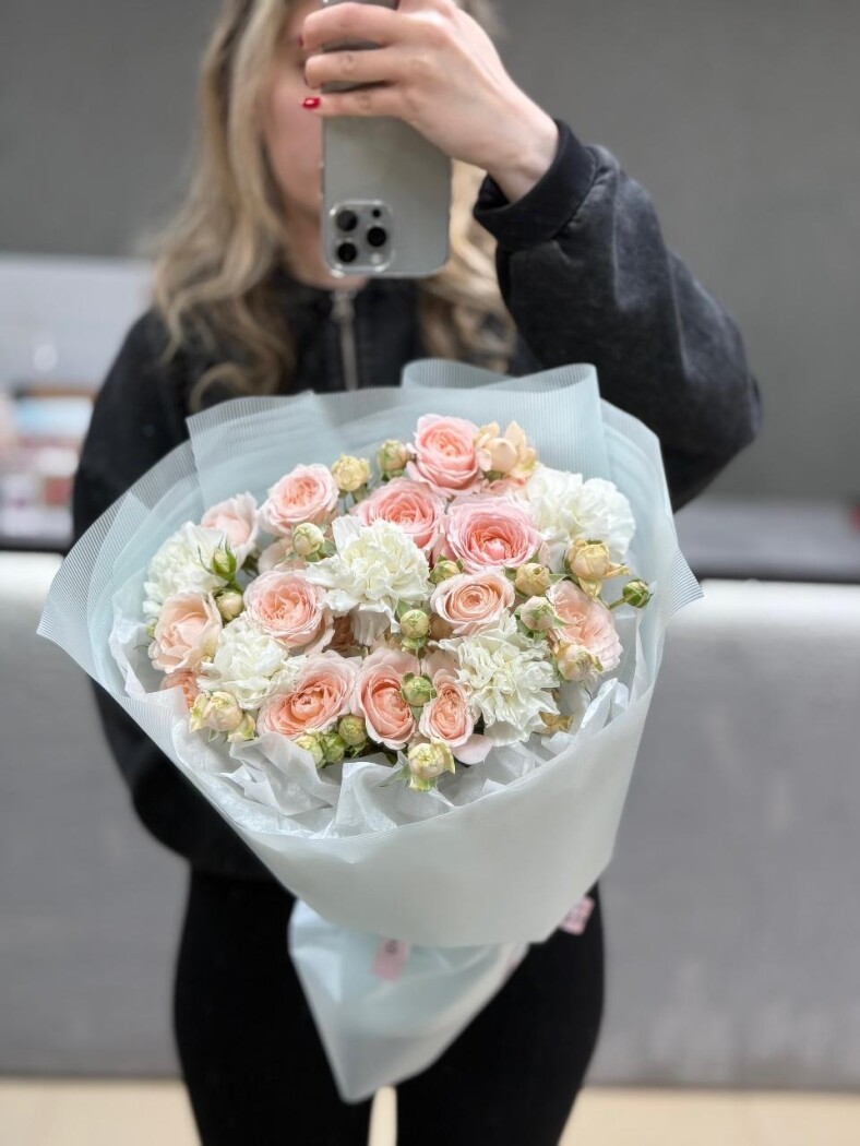 Витринный букет №9445