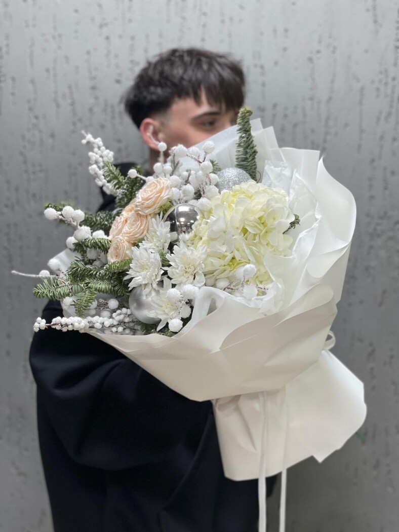 Витринный букет №5000