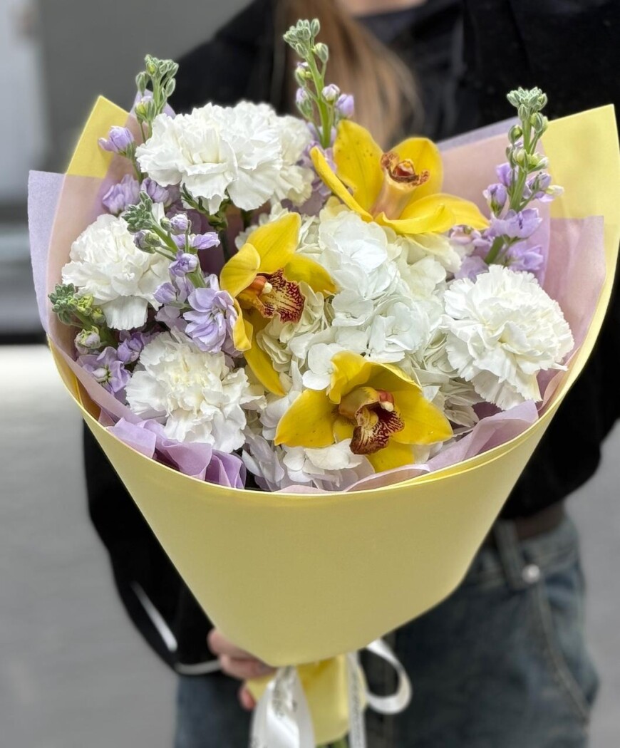 Витринный букет №66