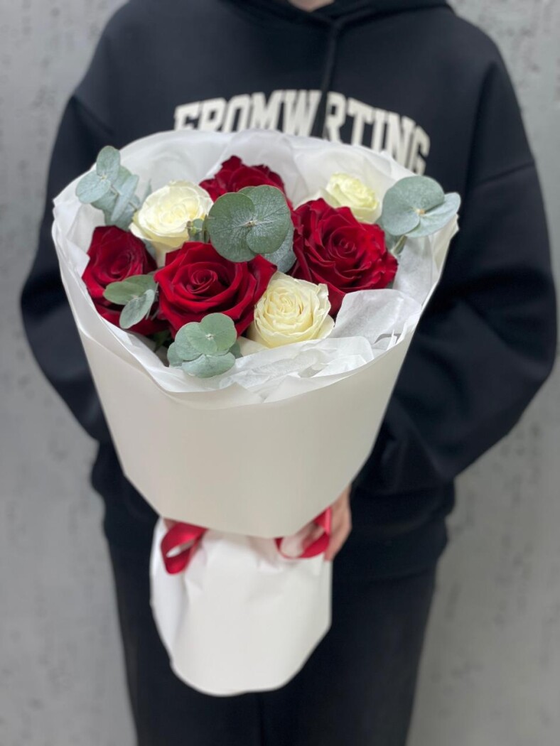 Витринный букет №753