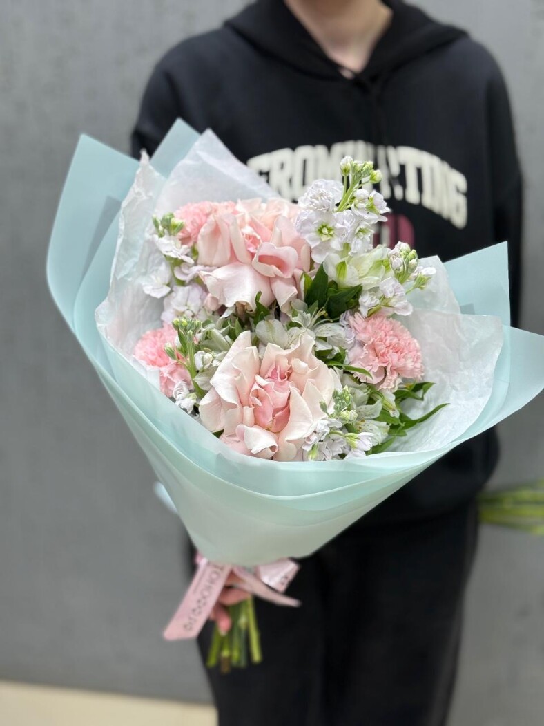 Витринный букет №811