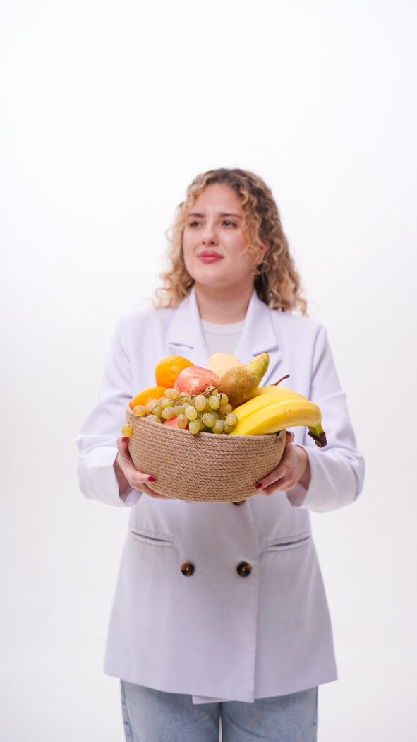 Подарочное кашпо с фруктами