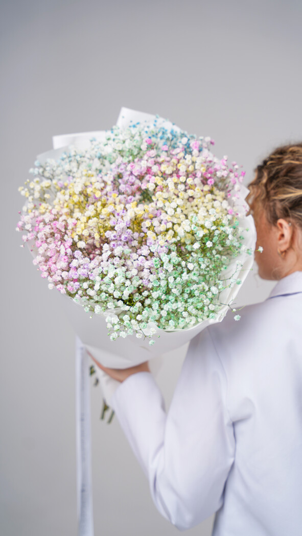 11 радужных гипсофил в оформлении №84